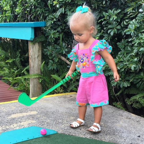 Proof That Putt Putt Is The Perfect Outing For All Ages